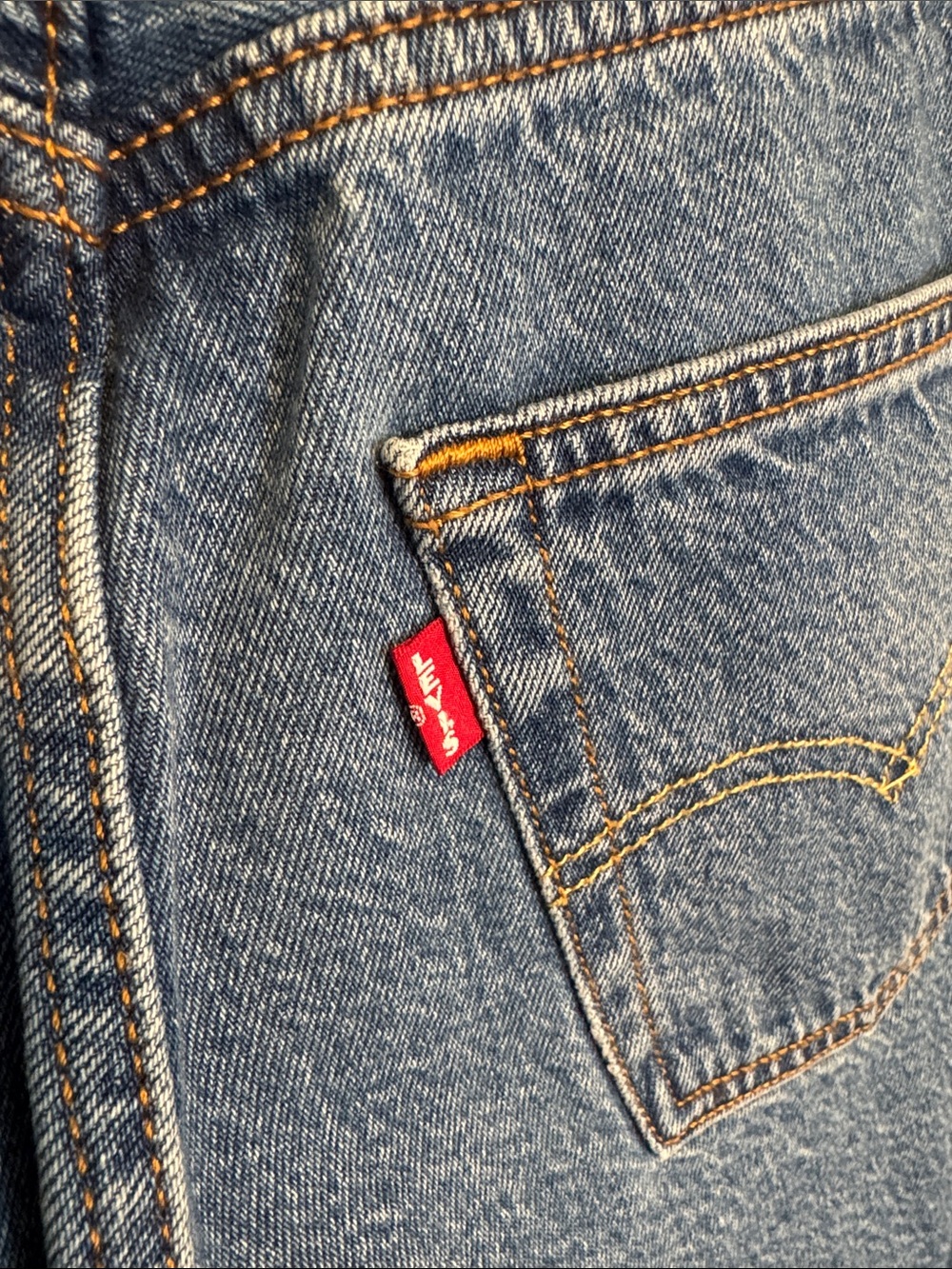 Levi's 501 90s Relaxed Fit, Lightweight Denim Jeans, 31W/30L - Picture 3 of 10